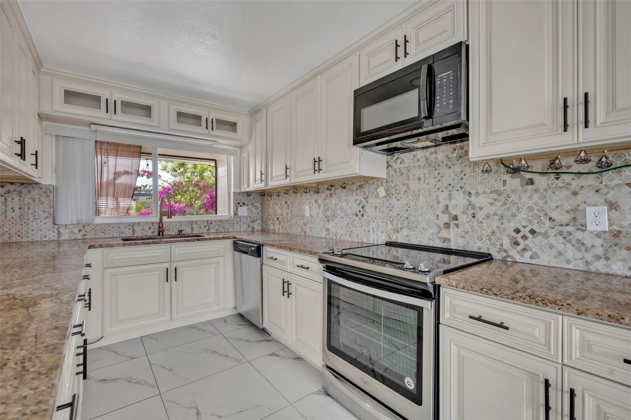 7420 Lake Willis Drive, Orlando, FL 32821 Photo