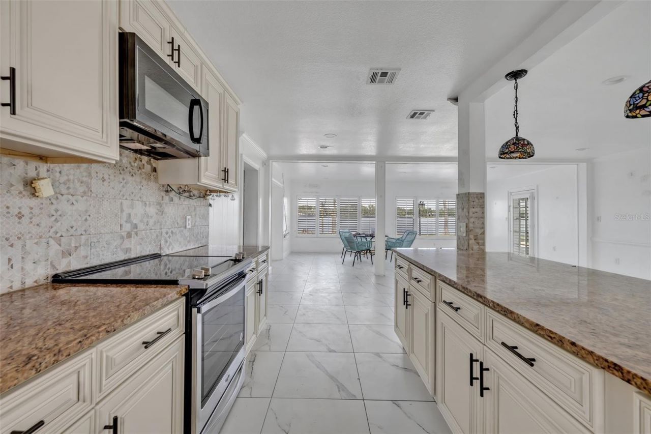 7420 Lake Willis Drive, Orlando, FL 32821 Photo