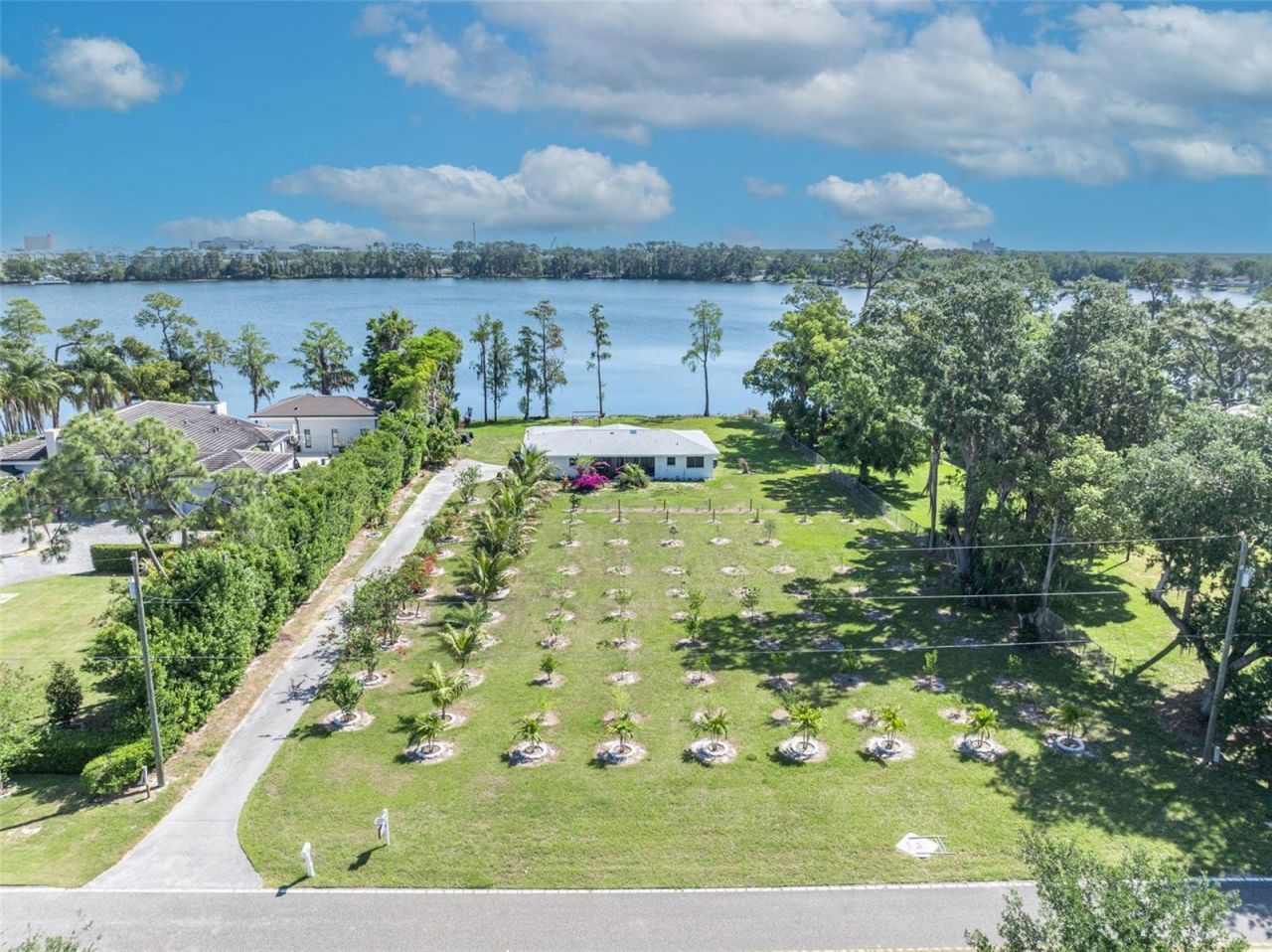 7420 Lake Willis Drive, Orlando, FL 32821 Photo