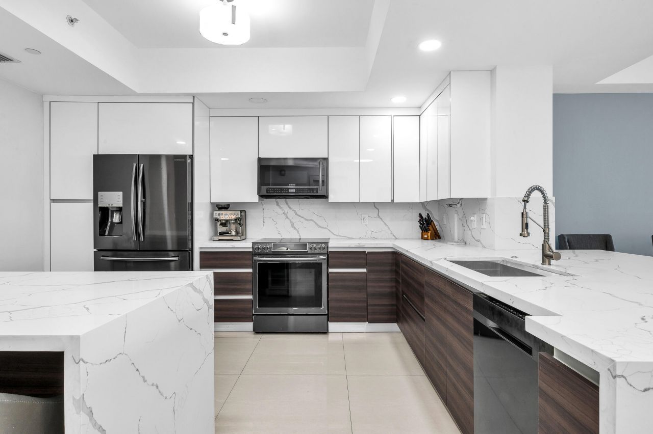 3330 NE 190th Street, Unit 1911, Aventura, FL 33180 Photo