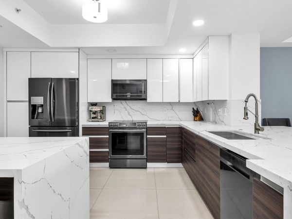 3330 NE 190th Street, Unit 1911, Aventura, FL 33180