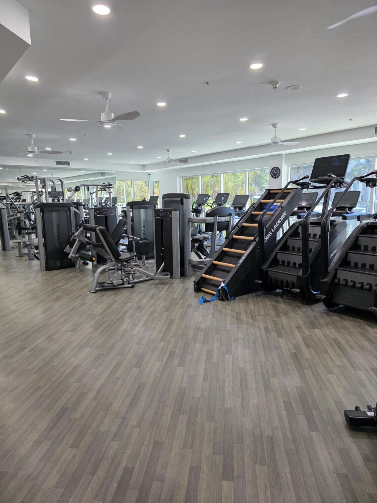 3330 NE 190th Street, Unit 1911, Aventura, FL 33180 Photo