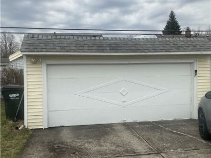 20830 Tracy Avenue, Euclid, OH 44123 Photo 15