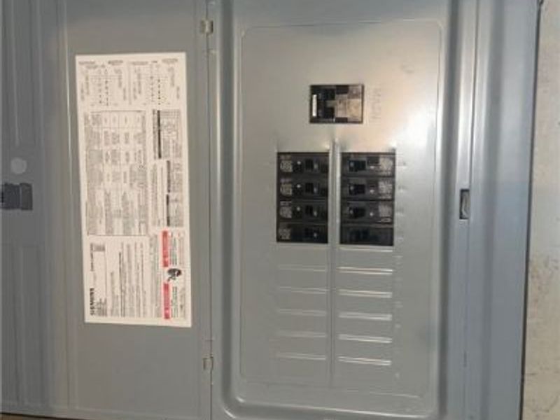 20830 Tracy Avenue, Euclid, OH 44123 Photo 9