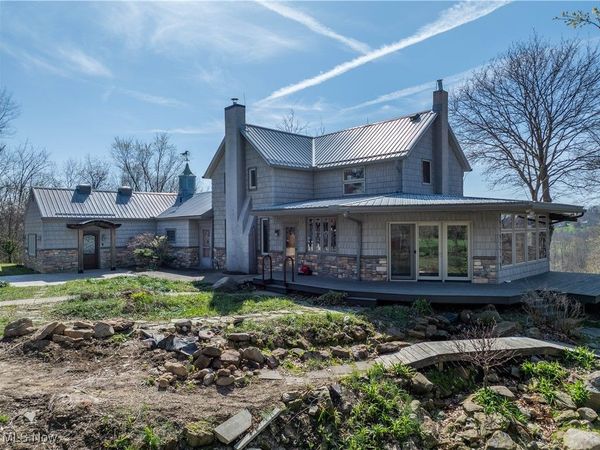 3031 Downeys Hill Drive NE, Dover, OH 44622