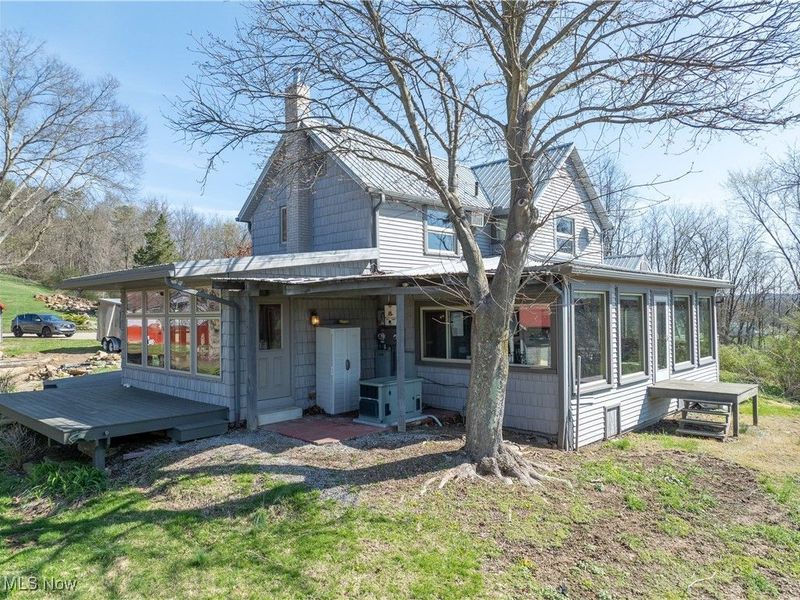 3031 Downeys Hill Drive NE, Dover, OH 44622 Photo 4