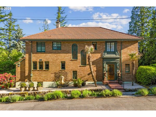 2844 SW HILLSBORO ST, Portland, OR 97239