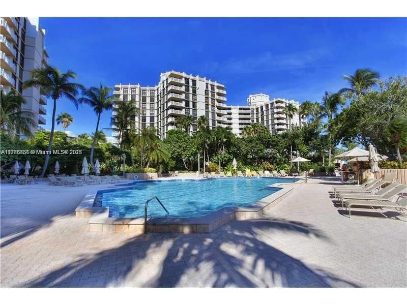 1111 Crandon Blvd, Unit B804, Key Biscayne, FL 33149 Photo