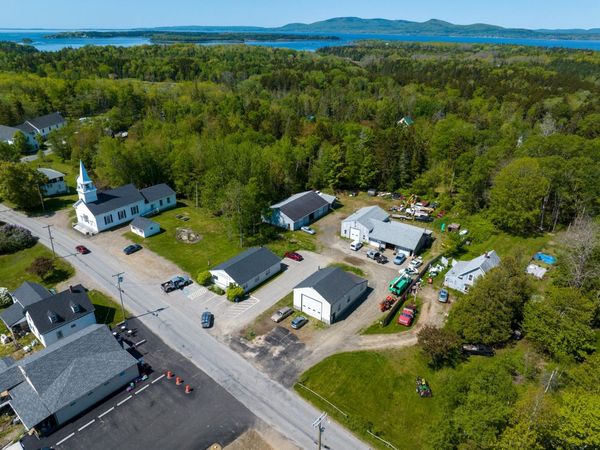 116 Main Road, Islesboro, ME 04848