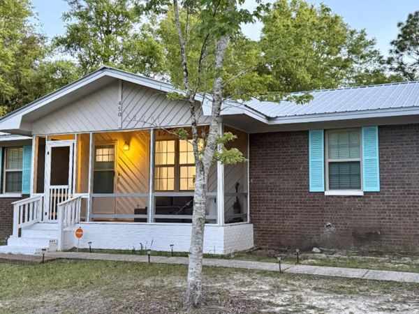 450 Roberts Drive, Defuniak Springs, FL 32433