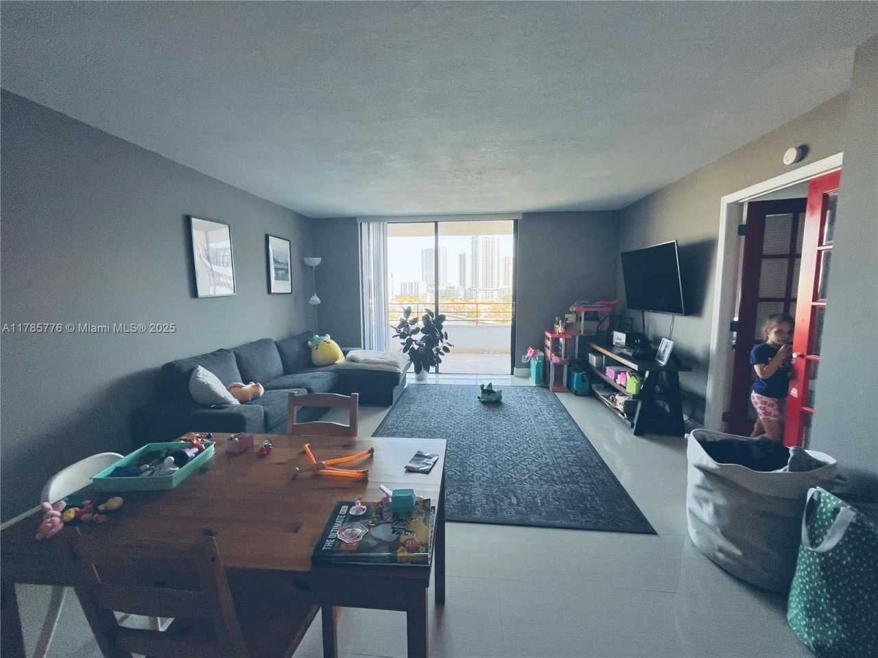 500 Three Islands Blvd, Unit 802, Hallandale Beach, FL 33009 Photo