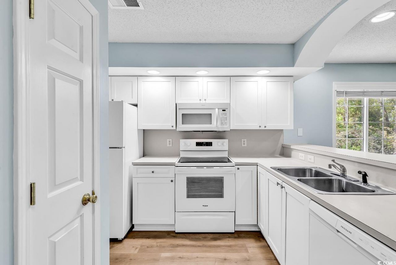 4416 Eastport Blvd. Photo 6