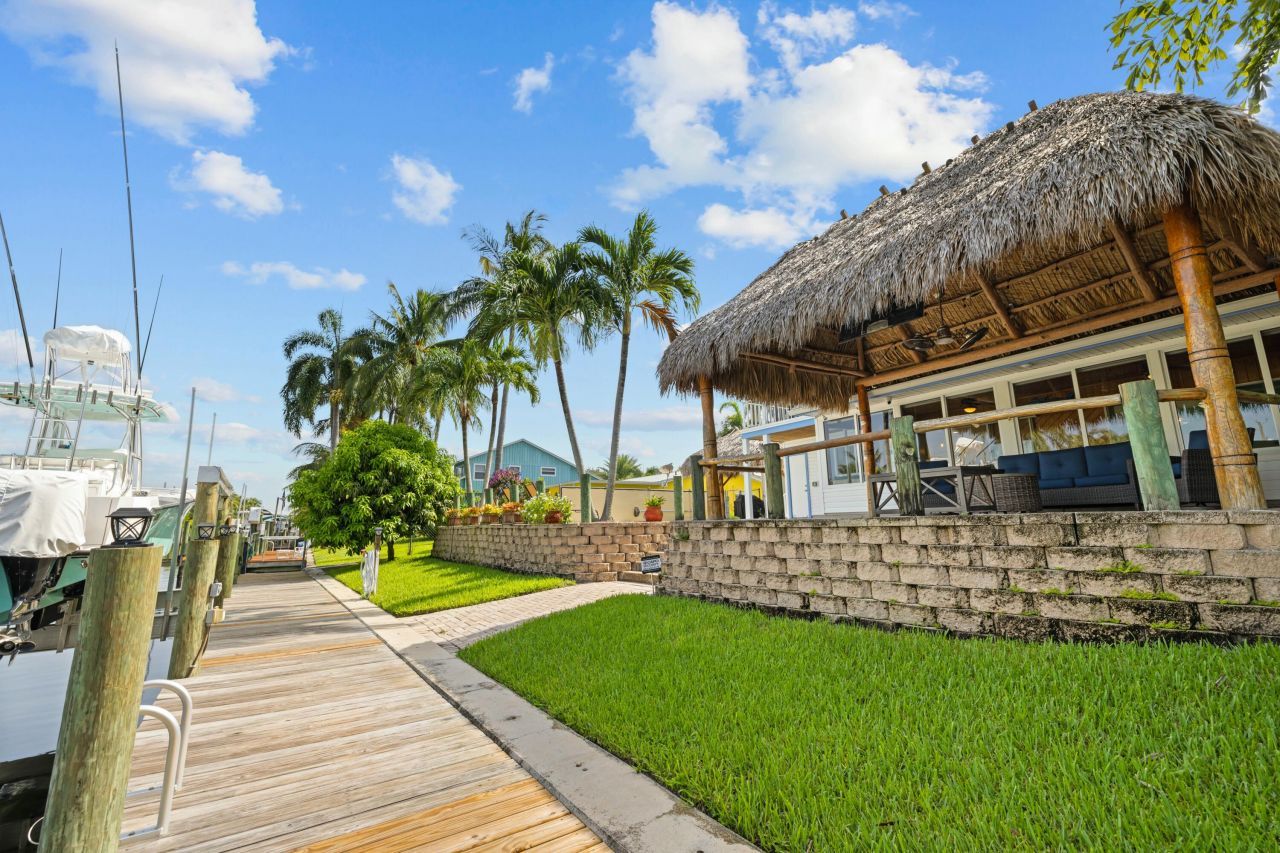 1359 SW Dyer Point Road, Palm City, FL 34990 Photo