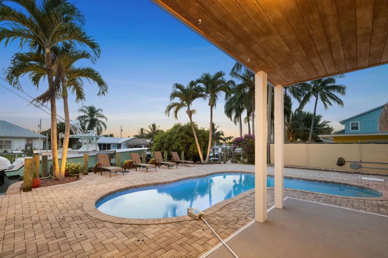 1359 SW Dyer Point Road, Palm City, FL 34990 Photo