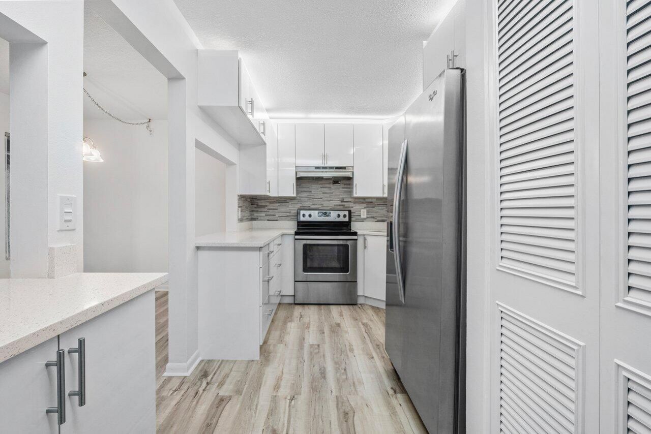 723 Sunny Pine Way, Unit B1, Greenacres, FL 33415 Photo