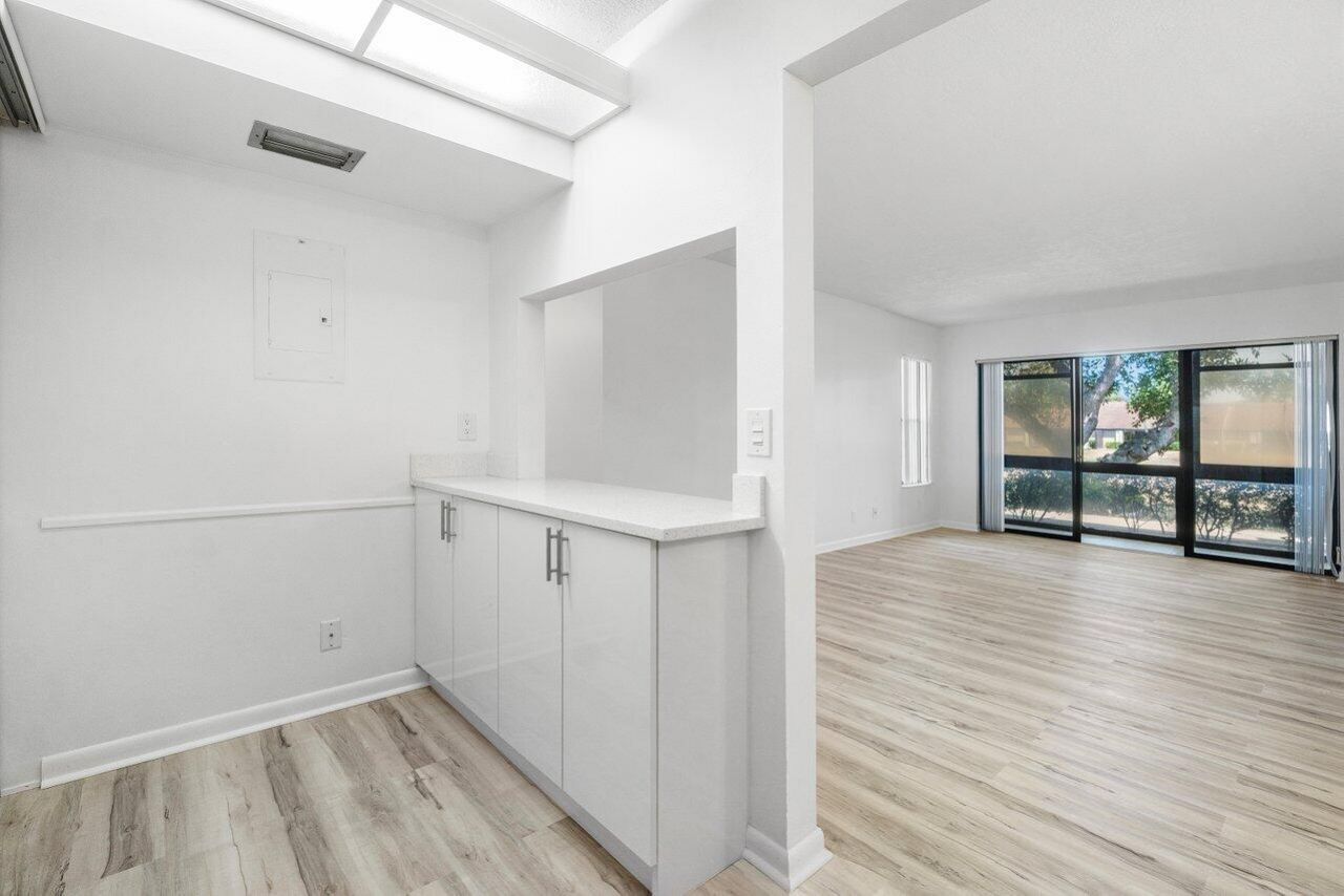 723 Sunny Pine Way, Unit B1, Greenacres, FL 33415 Photo