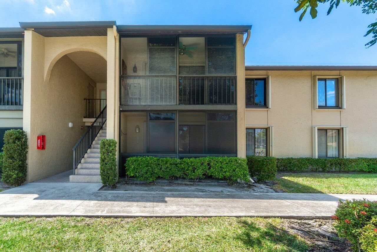 723 Sunny Pine Way, Unit B1, Greenacres, FL 33415 Photo