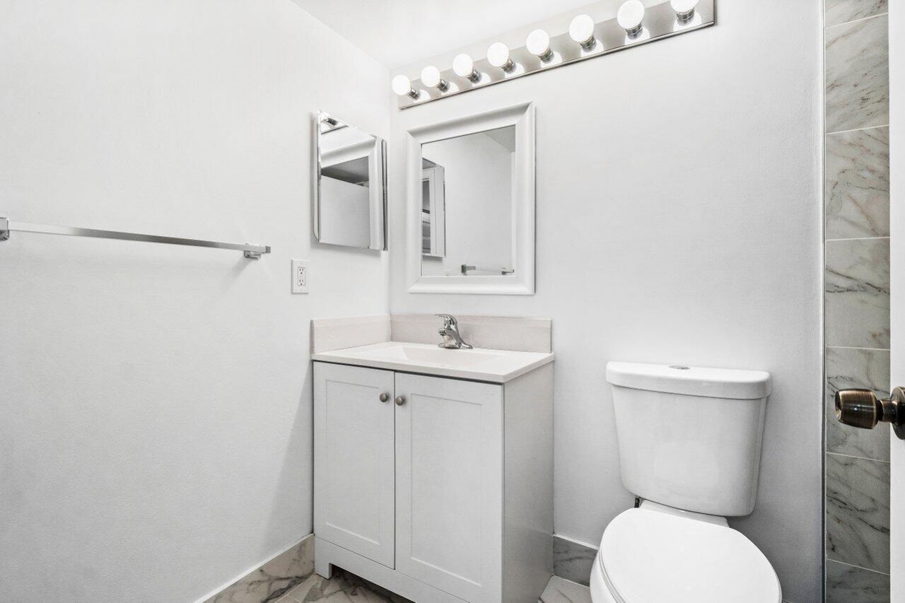 723 Sunny Pine Way, Unit B1, Greenacres, FL 33415 Photo