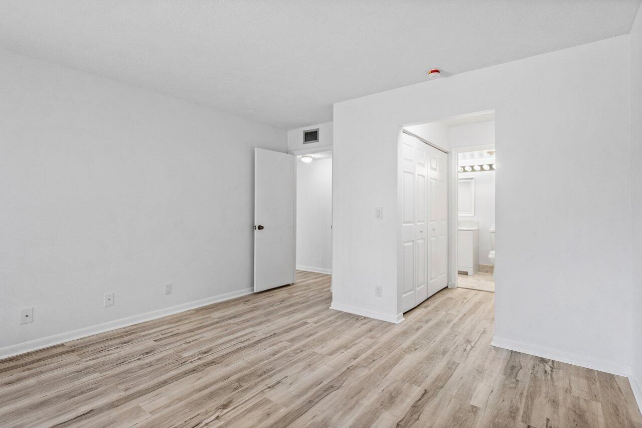 723 Sunny Pine Way, Unit B1, Greenacres, FL 33415 Photo