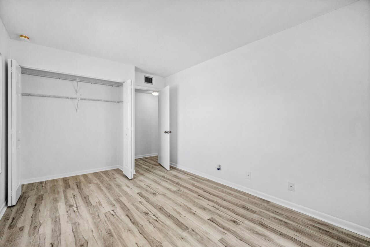 723 Sunny Pine Way, Unit B1, Greenacres, FL 33415 Photo