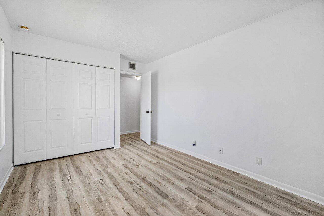 723 Sunny Pine Way, Unit B1, Greenacres, FL 33415 Photo