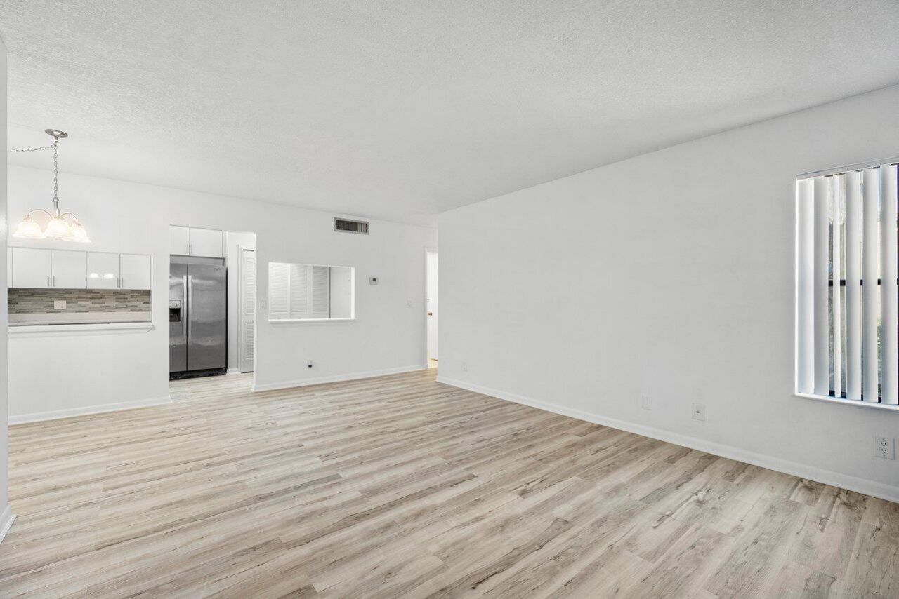 723 Sunny Pine Way, Unit B1, Greenacres, FL 33415 Photo