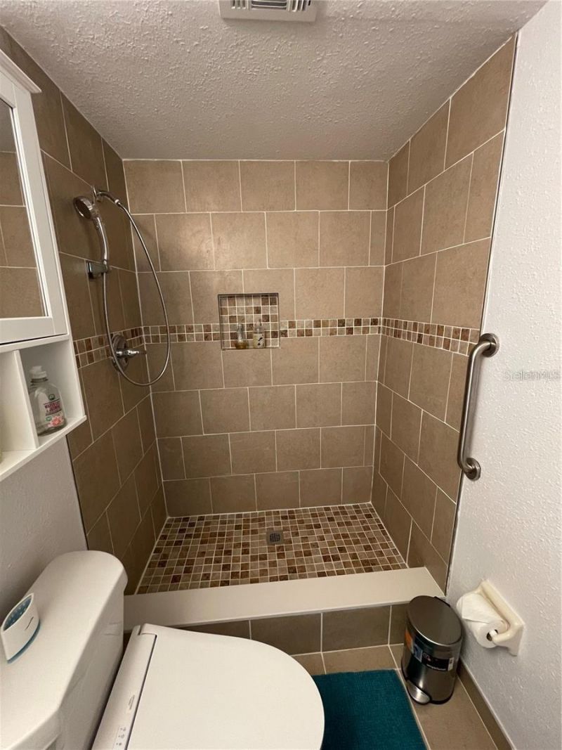 5736 Colonial Drive, New Port Richey, FL 34653 Photo