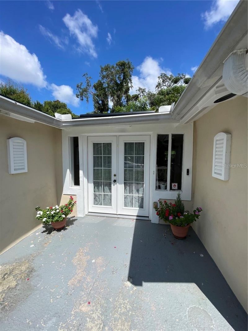 5736 Colonial Drive, New Port Richey, FL 34653 Photo