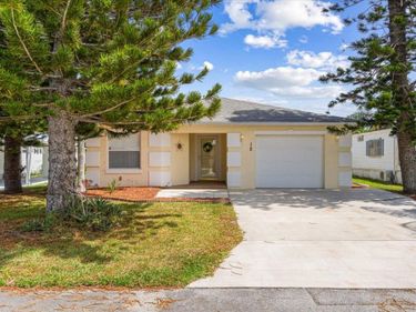 12 PALO ALTO LANE, PORT ST LUCIE, FL 34952