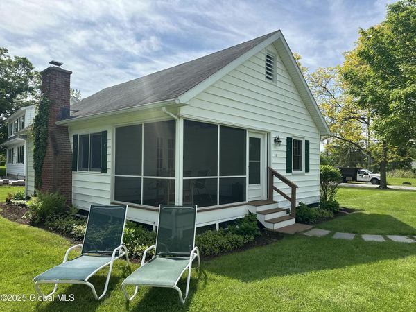 12 Seneca Drive, Cleverdale, NY 12804