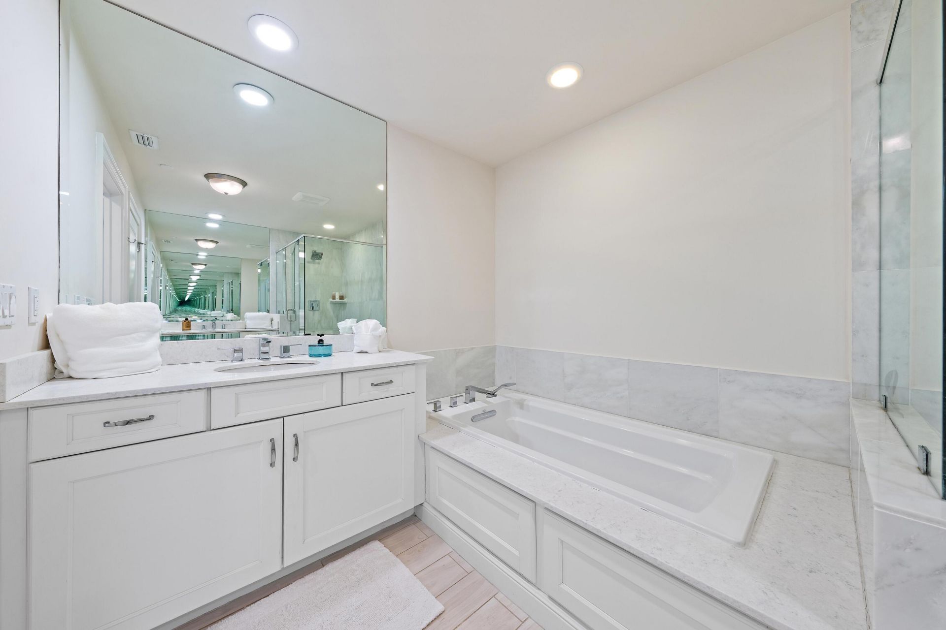 432 Bay Colony Drive N, Juno Beach, FL 33408 Photo