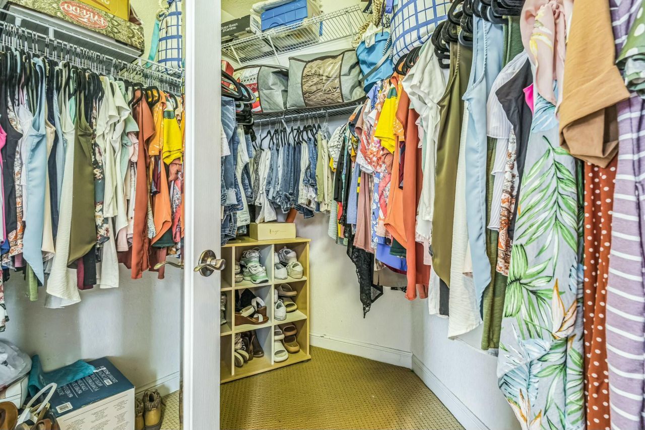 694 Cresta Circle, West Palm Beach, FL 33413 Photo