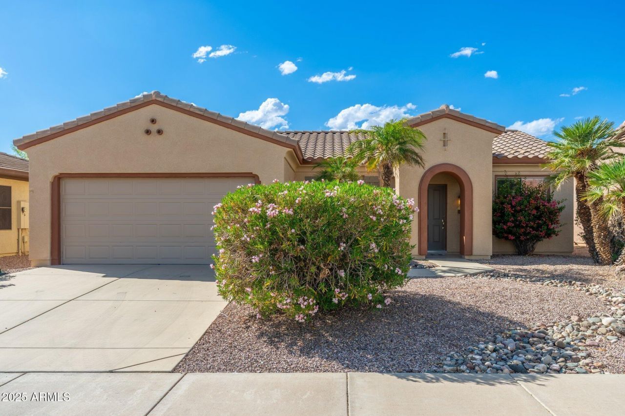 20828 N Shadow Mountain Drive, Surprise, AZ 85374 Main Photo