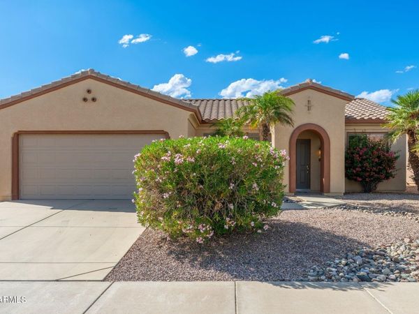 20828 N SHADOW MOUNTAIN Drive, Surprise, AZ 85374