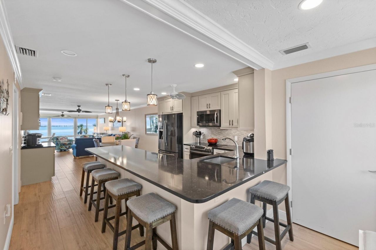 6400 Flotilla Drive, Unit 87, Holmes Beach, FL 34217 Photo