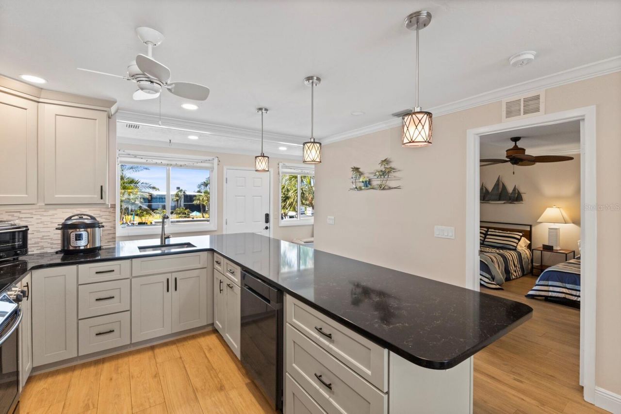 6400 Flotilla Drive, Unit 87, Holmes Beach, FL 34217 Photo