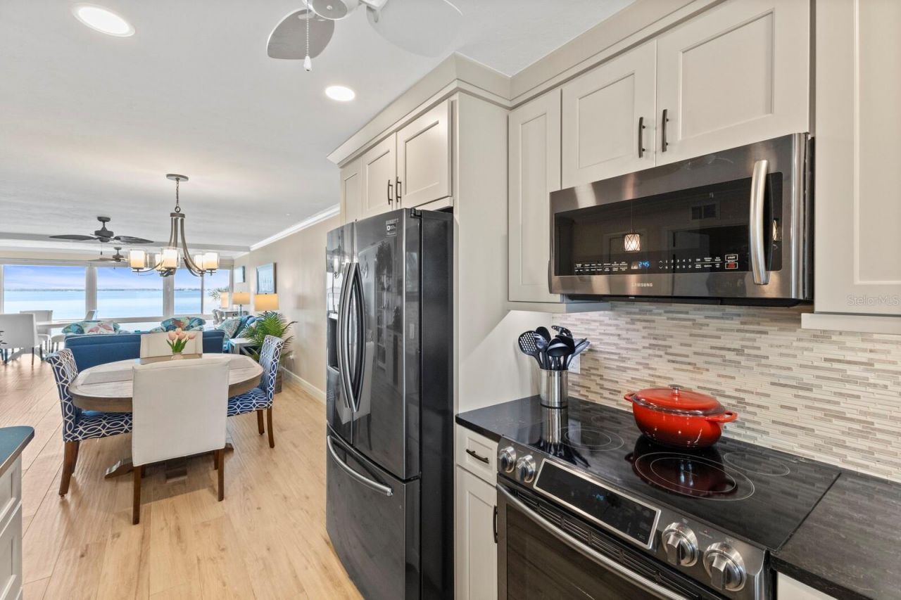 6400 Flotilla Drive, Unit 87, Holmes Beach, FL 34217 Photo