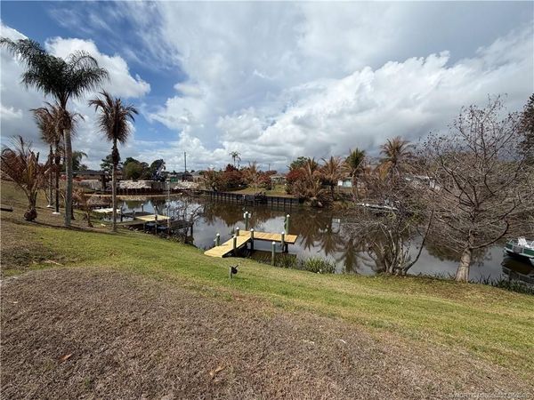880 SE Degan Drive, Port St Lucie, FL 34983