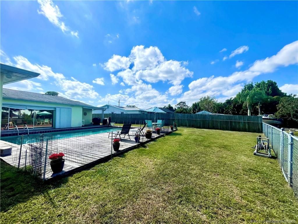 880 SE Degan Drive, Port Saint Lucie, FL 34983 Photo