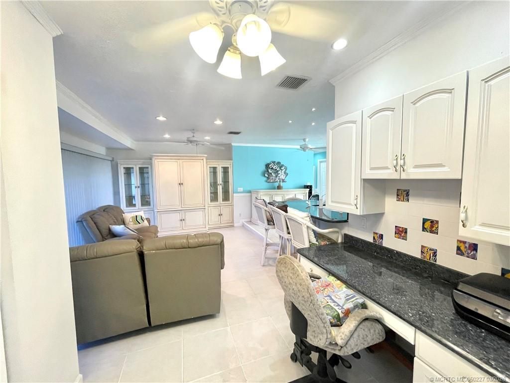 880 SE Degan Drive, Port Saint Lucie, FL 34983 Photo