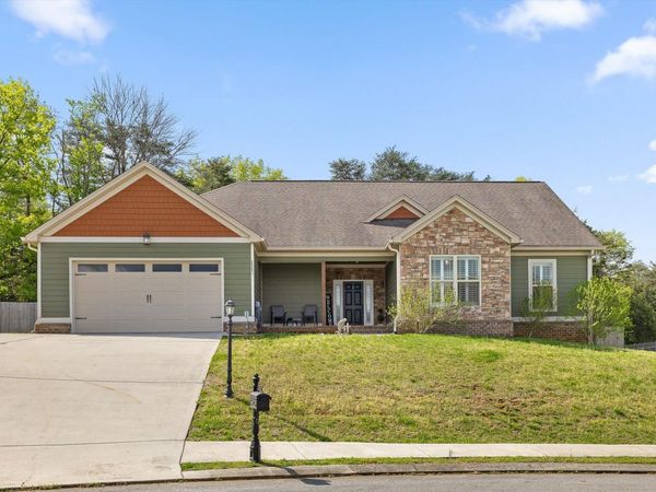 7608 Maplehurst Drive, Ooltewah, TN 37363