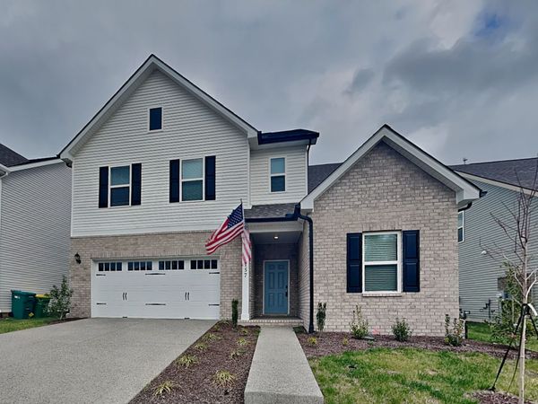157 Crabourne Dr, White House, TN 37188