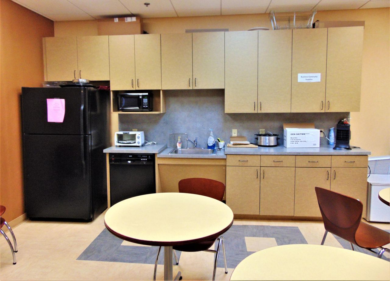 909 SE 5th Avenue, Unit B, Delray Beach, FL 33483 Photo