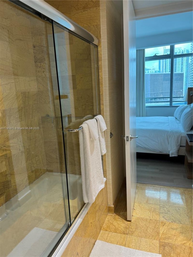 1395 W Brickell Ave, Unit 2813, Miami, FL 33131 Photo