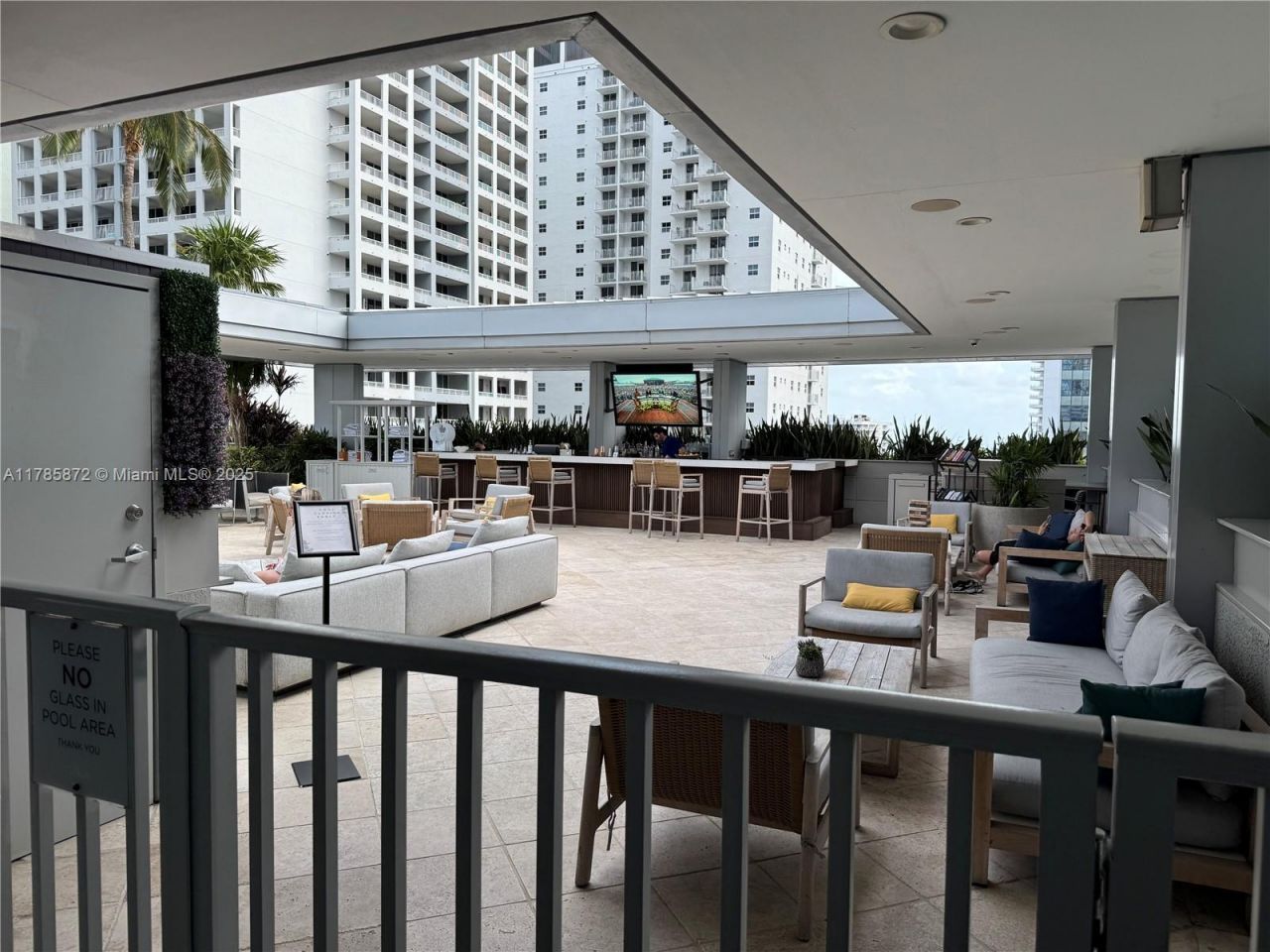 1395 W Brickell Ave, Unit 2813, Miami, FL 33131 Photo