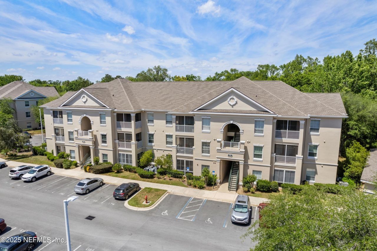 8601 Beach Boulevard, Unit 905, Jacksonville, FL 32216 Main Photo