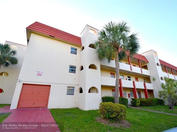 3051 Sunrise Lakes Dr, Unit 311, Sunrise, FL 33322
