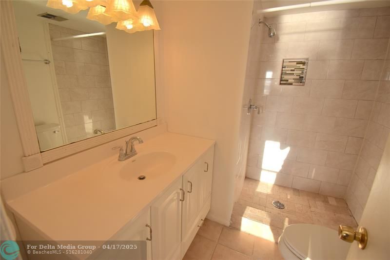 3051 Sunrise Lakes Drive, Unit 311, Sunrise, FL 33322 Photo