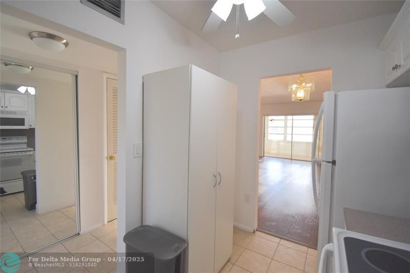 3051 Sunrise Lakes Drive, Unit 311, Sunrise, FL 33322 Photo