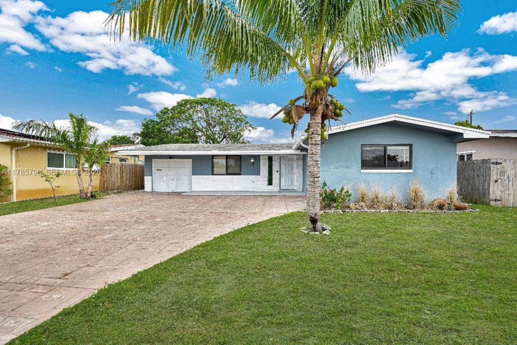 8451 NW 10th St, Pembroke Pines, FL 33024 Photo